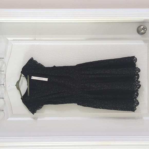 BNWT Aritzia Talula Black Lace Belgravia Dress Size 00 - Picture 3 of 3